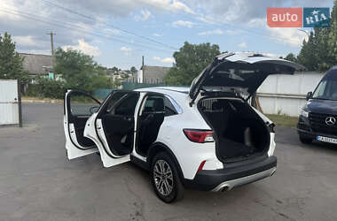Внедорожник / Кроссовер Ford Escape 2022 в 