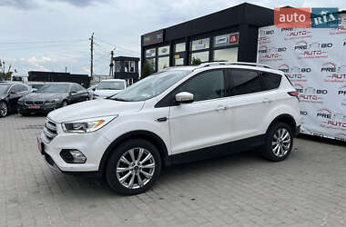 Внедорожник / Кроссовер Ford Escape 2016 в 