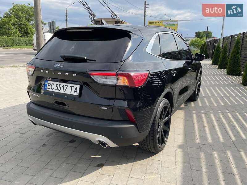 Внедорожник / Кроссовер Ford Escape 2020 в Ивано-Франковске