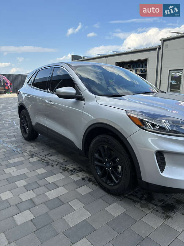 Позашляховик / Кросовер Ford Escape 2019 в Полтаві