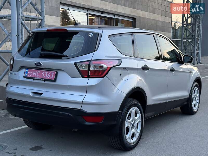 Позашляховик / Кросовер Ford Escape 2018 в Тернополі