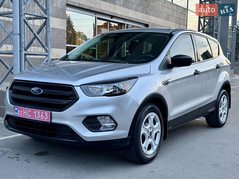 Позашляховик / Кросовер Ford Escape 2018 в Тернополі
