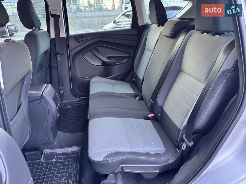 Позашляховик / Кросовер Ford Escape 2018 в Тернополі