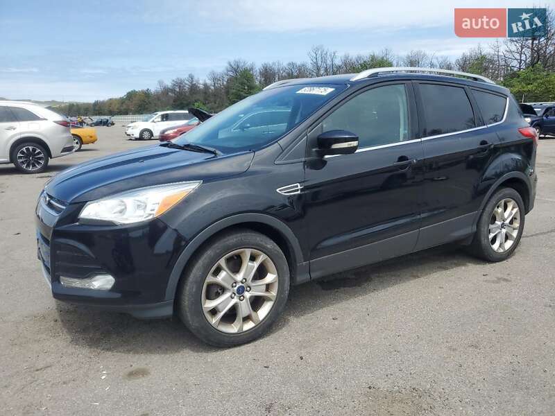 Внедорожник / Кроссовер Ford Escape 2015 в 