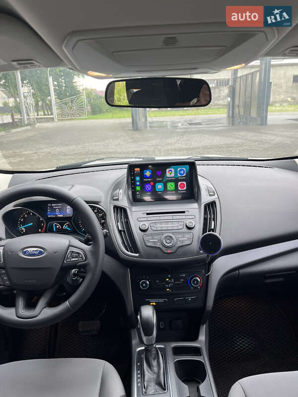Позашляховик / Кросовер Ford Escape 2016 в Ходореві