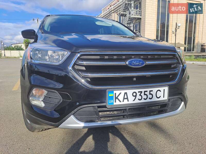 Внедорожник / Кроссовер Ford Escape 2016 в Киеве