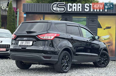 Внедорожник / Кроссовер Ford Escape 2016 в 