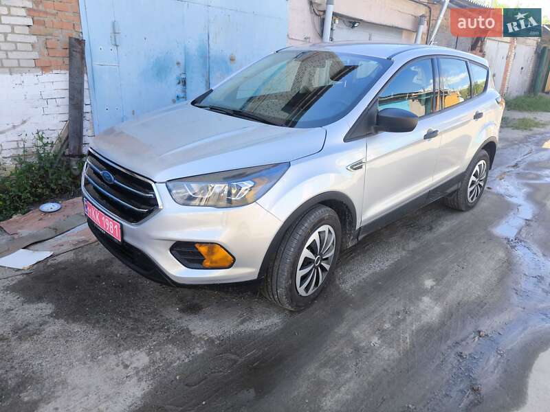 Внедорожник / Кроссовер Ford Escape 2019 в Сумах