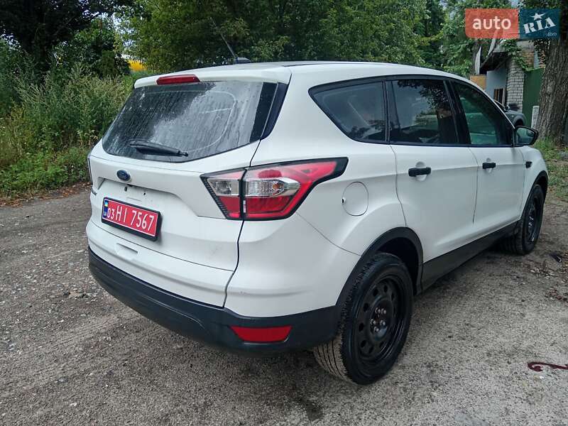 Внедорожник / Кроссовер Ford Escape 2016 в Киеве