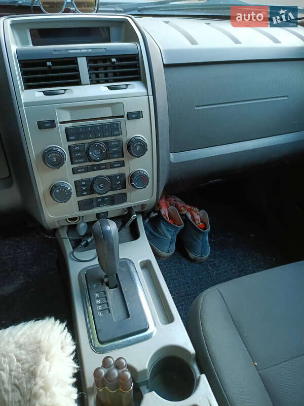 Позашляховик / Кросовер Ford Escape 2009 в Києві