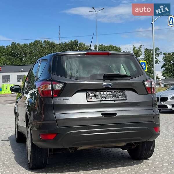 Позашляховик / Кросовер Ford Escape 2018 в Вінниці