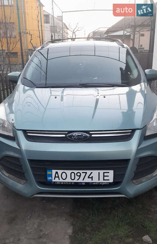 Внедорожник / Кроссовер Ford Escape 2012 в Ужгороде