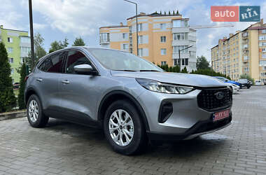 Внедорожник / Кроссовер Ford Escape 2024 в 