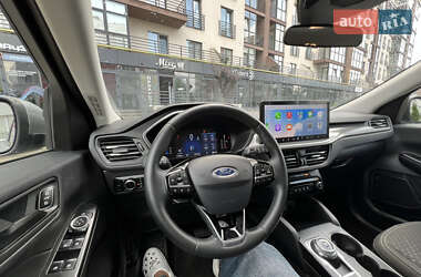 Внедорожник / Кроссовер Ford Escape 2024 в 