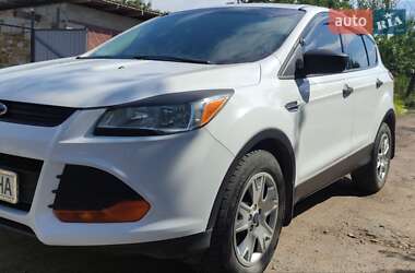 Внедорожник / Кроссовер Ford Escape 2012 в 