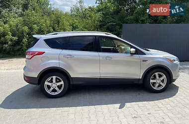 Внедорожник / Кроссовер Ford Escape 2014 в 