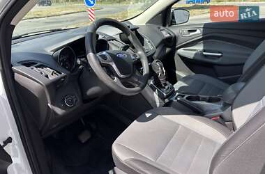 Внедорожник / Кроссовер Ford Escape 2013 в 