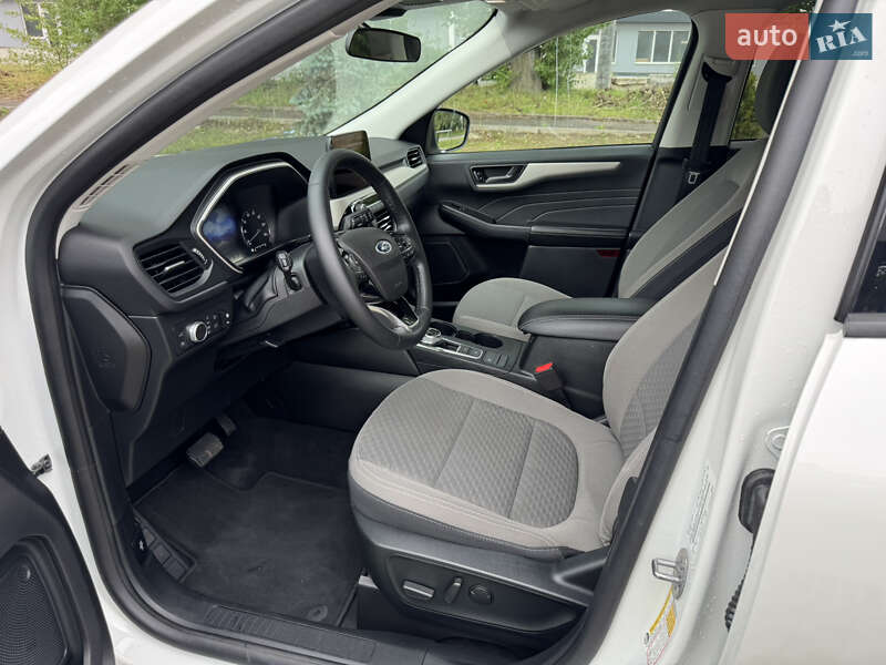 Внедорожник / Кроссовер Ford Escape 2022 в Тернополе
