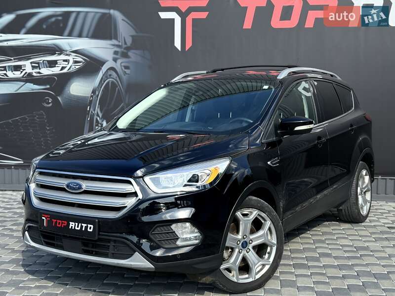 Внедорожник / Кроссовер Ford Escape 2019 в Львове