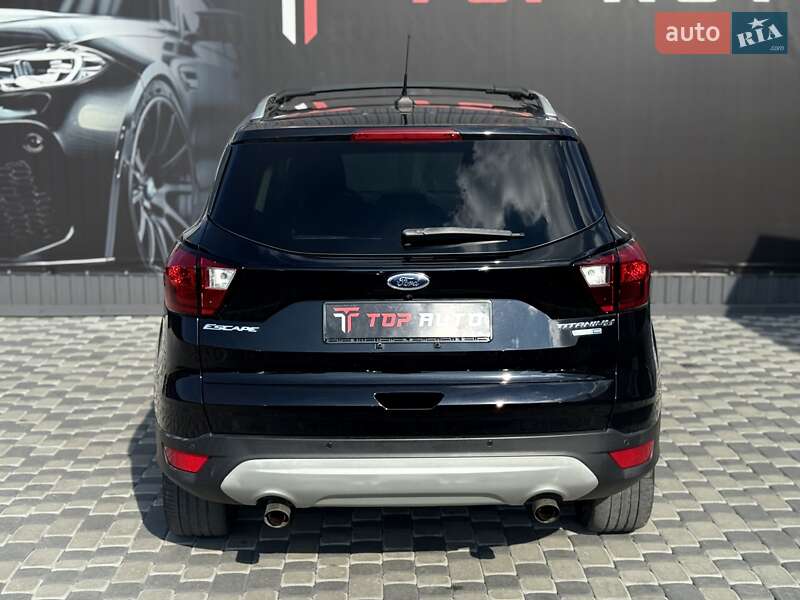 Внедорожник / Кроссовер Ford Escape 2019 в Львове