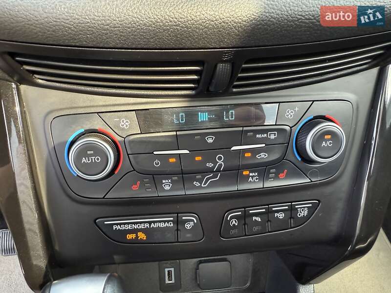 Внедорожник / Кроссовер Ford Escape 2019 в Львове