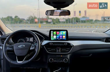 Внедорожник / Кроссовер Ford Escape 2022 в 