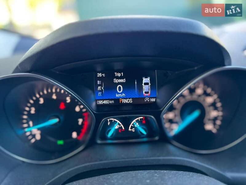 Внедорожник / Кроссовер Ford Escape 2018 в Дубно