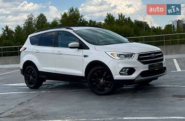 Позашляховик / Кросовер Ford Escape 2016 в Києві