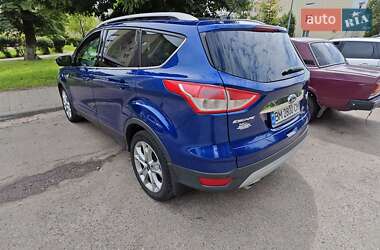 Внедорожник / Кроссовер Ford Escape 2013 в 