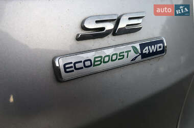 Внедорожник / Кроссовер Ford Escape 2016 в 