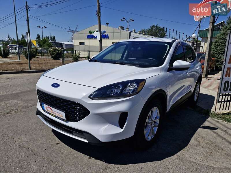 Внедорожник / Кроссовер Ford Escape 2021 в Николаеве