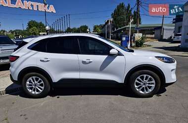 Внедорожник / Кроссовер Ford Escape 2021 в 