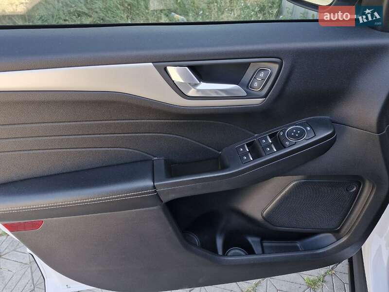 Внедорожник / Кроссовер Ford Escape 2021 в Николаеве