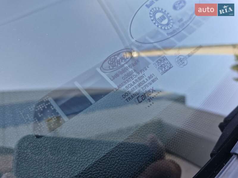 Внедорожник / Кроссовер Ford Escape 2021 в Николаеве