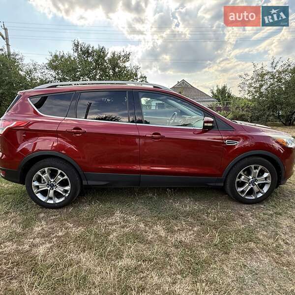 Внедорожник / Кроссовер Ford Escape 2014 в Новомиргороде