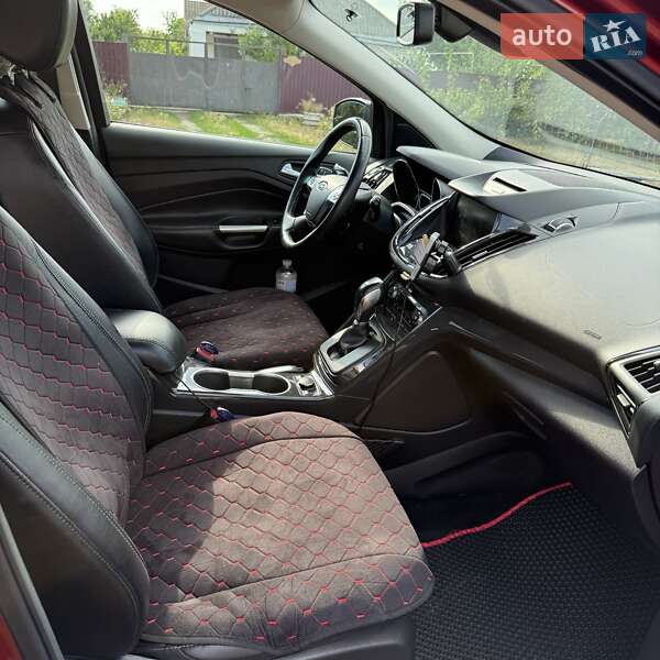 Внедорожник / Кроссовер Ford Escape 2014 в Новомиргороде