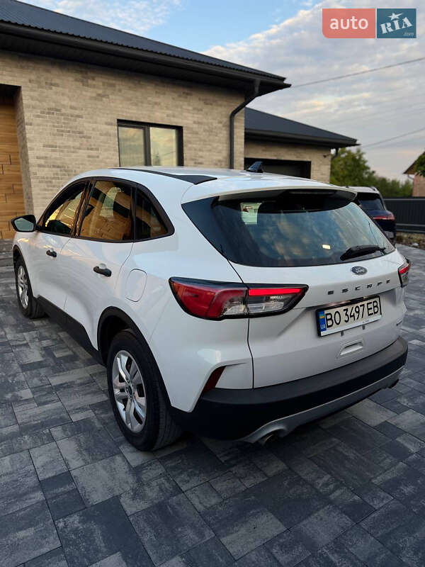 Внедорожник / Кроссовер Ford Escape 2019 в Тернополе