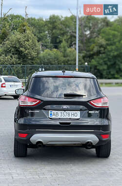 Внедорожник / Кроссовер Ford Escape 2014 в 