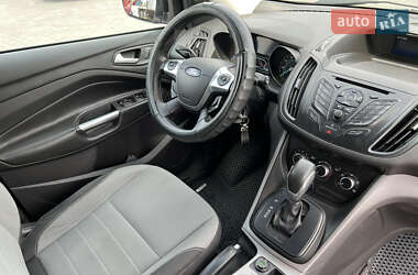 Внедорожник / Кроссовер Ford Escape 2014 в 