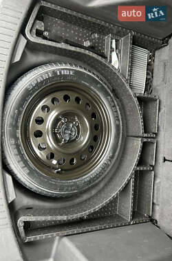 Внедорожник / Кроссовер Ford Escape 2013 в 