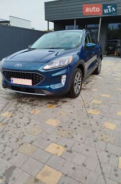 Внедорожник / Кроссовер Ford Escape 2020 в 