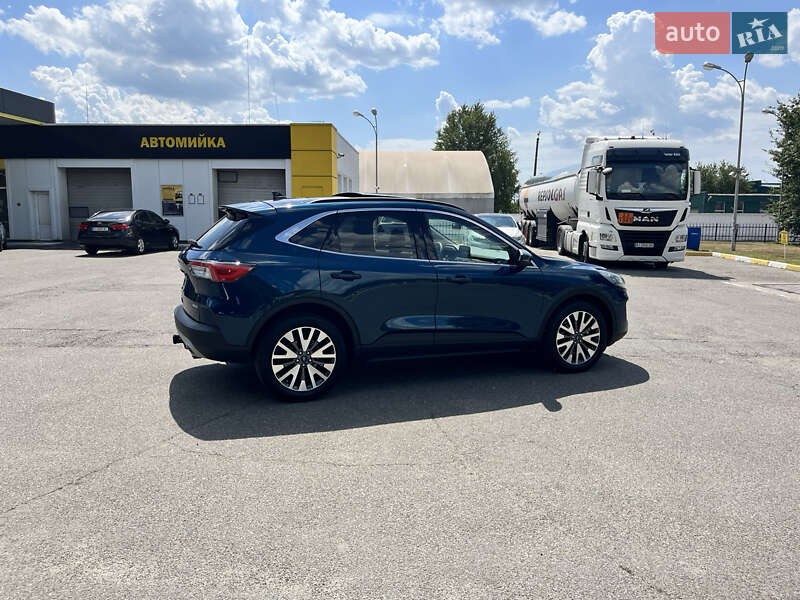 Позашляховик / Кросовер Ford Escape 2020 в Василькові