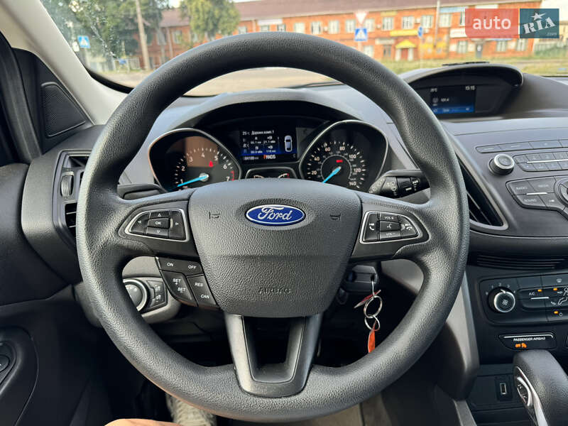 Внедорожник / Кроссовер Ford Escape 2019 в Сумах