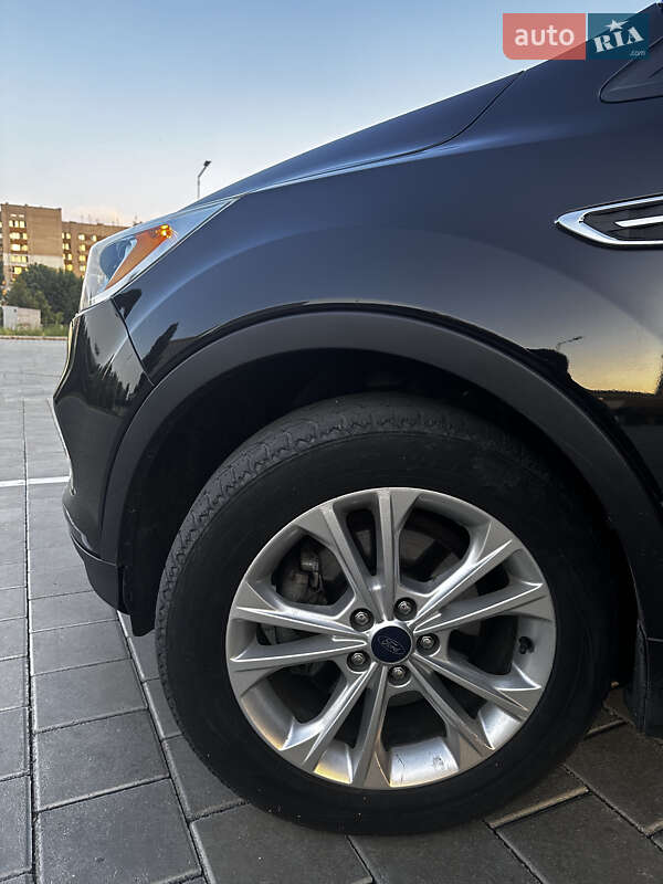 Внедорожник / Кроссовер Ford Escape 2017 в Черкассах фото 19 Внедорожник / Кроссовер Ford Escape 2017 в Черкассах