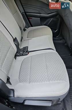 Внедорожник / Кроссовер Ford Escape 2021 в 