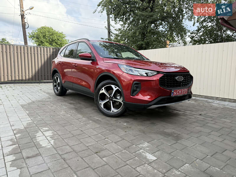 Внедорожник / Кроссовер Ford Escape 2025 в Ивано-Франковске
