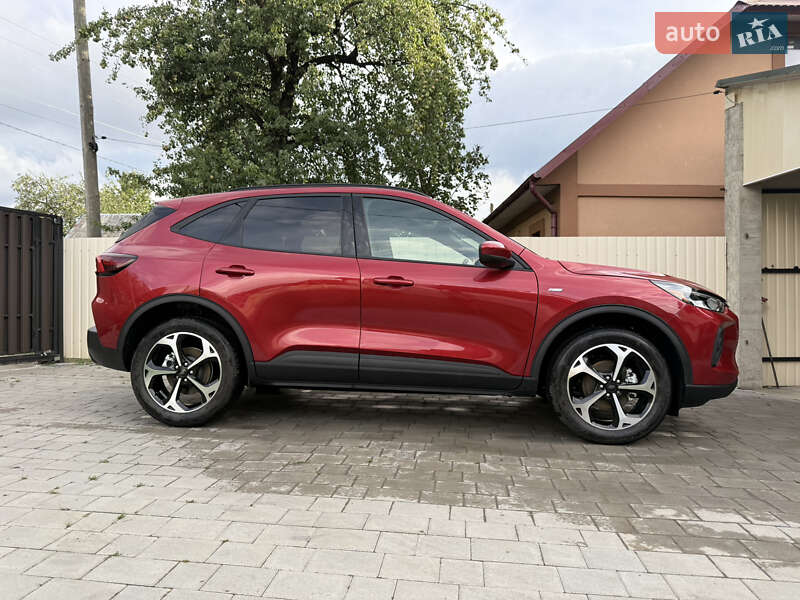 Внедорожник / Кроссовер Ford Escape 2025 в Ивано-Франковске