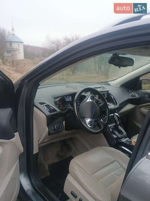 Внедорожник / Кроссовер Ford Escape 2014 в Чернигове