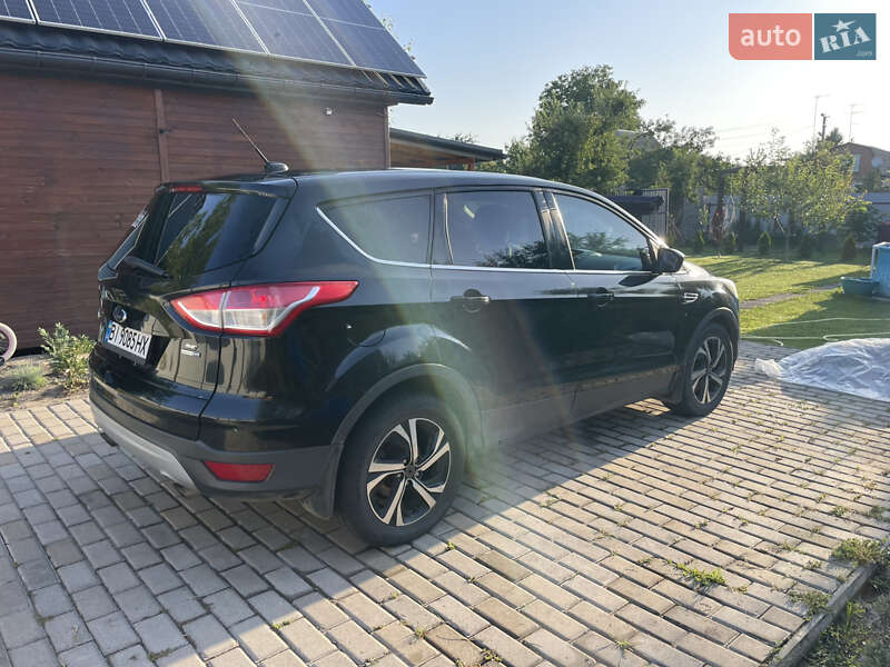 Внедорожник / Кроссовер Ford Escape 2015 в Полтаве
