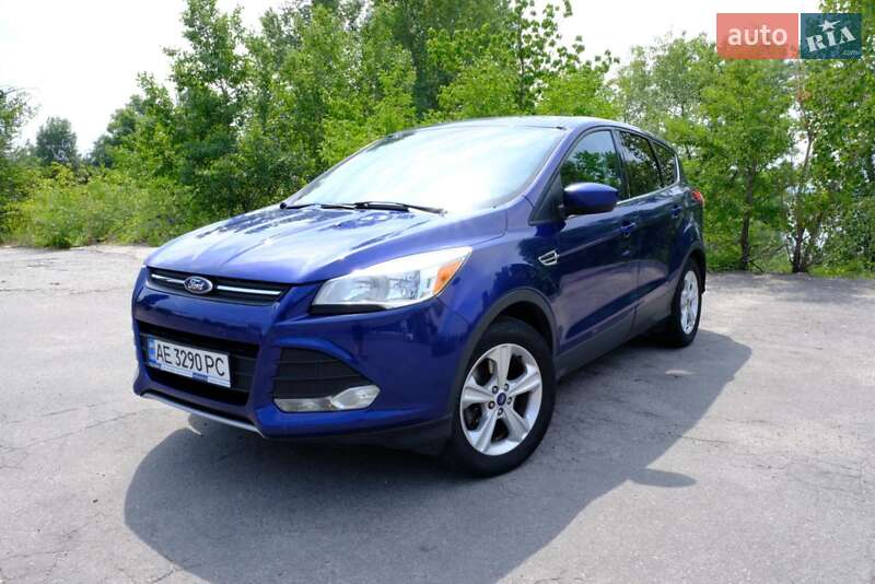 Внедорожник / Кроссовер Ford Escape 2016 в Днепре